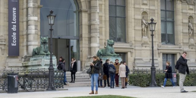Des élèves de l’École du Louvre dans la Majeure Culture - La culture à
